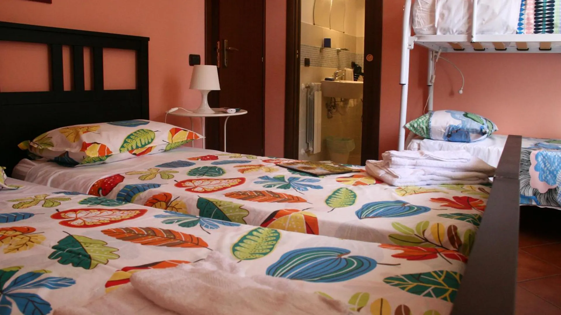 فندق مبيت وإفطار Tremestieri Etneo B&B Etna Country