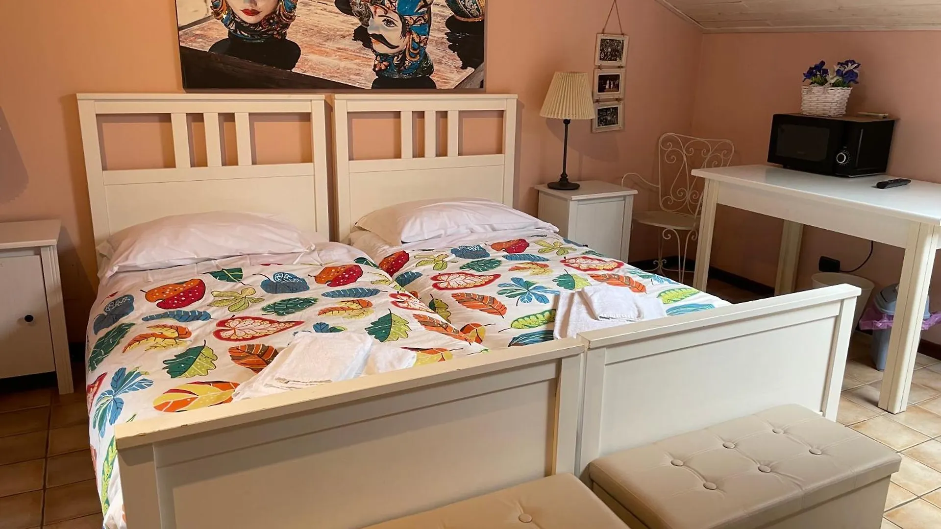 فندق مبيت وإفطار Tremestieri Etneo B&B Etna Country