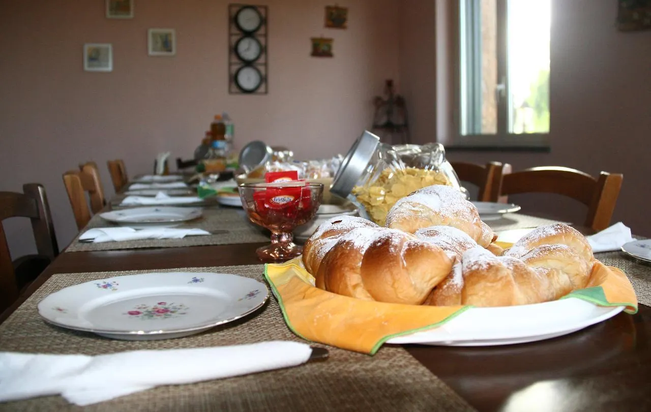 فندق مبيت وإفطار Tremestieri Etneo B&B Etna Country